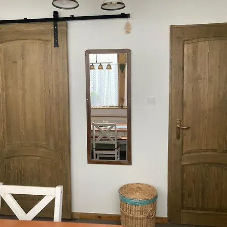 Nyirfa-lak Apartman *